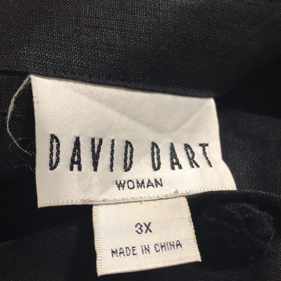 David Dart linen top with front buttons and lace/crochet. NWOT - Picture 10 of 10